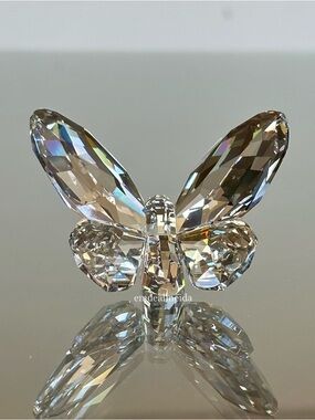 Swarovski Crystal Silver Shade Brilliant Butterfly Light Grey Gray 953051